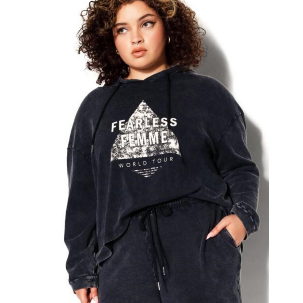 NWT Loralette 26/28 Black Acid Wash 'Fearless Femme' Slogan Hoodie